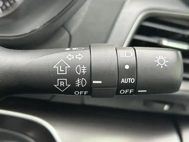 スバル インプレッサ スポーツ 2．0i－L アイサイト 新潟県 2017(平29)年 6.7万km クリスタルホワイトP ワンオーナー/ETC/クルーズコントロール/バックカメラ/Bluetooth/プッシュスタート/ウィンカーミラー/メモリナビ/フルセグテレビ/MT付きAT/ドアバイザー/オートウィンドー/電動格納ミラー