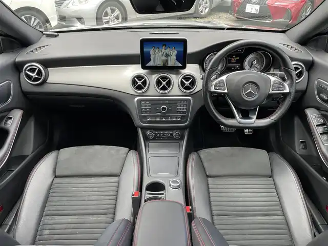メルセデス・ベンツ ＣＬＡ１８０ Sブレイク　スポーツ 三重県 2016(平28)年 3.8万km マウンテングレー パノラミックスライディングルーフ/純正HDDナビ/ （DVD/フルセグTV/Bluetooth/USB）/バックカメラ/ETC2.0/ハーフレザーシート/D席パワーシート/前席シートヒーター/レーダーセーフティーパッケージ/・アクティブディスタンスアシストディストロニック(全自動再発進機能付)/・アクティブブレーキアシスト(歩行者/飛び出し検知機能付)/・PRE-SAFEインパルス(前面衝突被害軽減機能)/・アクティブブラインドスポットアシスト/・アクティブレーンキーピングアシスト/・リアCPA(被害軽減ブレーキ付後方衝突警告システム)/・トラフィックサインアシスト/横滑り防止装置/純正18インチアルミホイール/スマートキー/オートライト/純正LEDヘッドライト/パドルシフト/スペアキー1本/取扱説明書