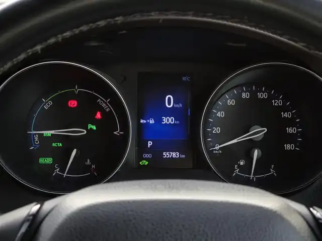 トヨタ Ｃ－ＨＲ G LEDエディション 鹿児島県 2017(平29)年 5.6万km センシュアルレッドマイカ クルーズコントロール　/純正ビルトインＥＴＣ　/純正前方ドライブレコーダー　/純正ＳＤナビ（ＮＳＺＴ－Ｙ６６Ｔ）　/バックカメラ　/Ｂｌｕｅｔｏｏｔｈオーディオ　/フルセグテレビ　/前後コーナーセンサー/D+N席シートヒーター/純正アルミホイール(18インチ)/横滑り防止装置/盗難防止装置/レーンキープアシスト/トヨタセーフティセンス/衝突被害軽減システム/エアバッグ(W＋サイド)
