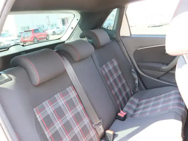 フォルクスワーゲン ポロＧＴＩ 宮城県 2015(平27)年 4.5万km ピュアホワイト 純正ナビＴＶ/・ＣＤ／ＤＶＤ／ＳＤ／ＢＴ/パドルシフト　/ドライブレコーダー　/バックカメラ　/ＭＴモード付　/ＬＥＤヘッドライト　/ＥＴＣ　/純正フロアマット　/オートライト　/リアフォグランプ　/リモコンキー　/純正１７インチＡＷ　/アイドリングストップ/ステアリングスイッチ/禁煙車