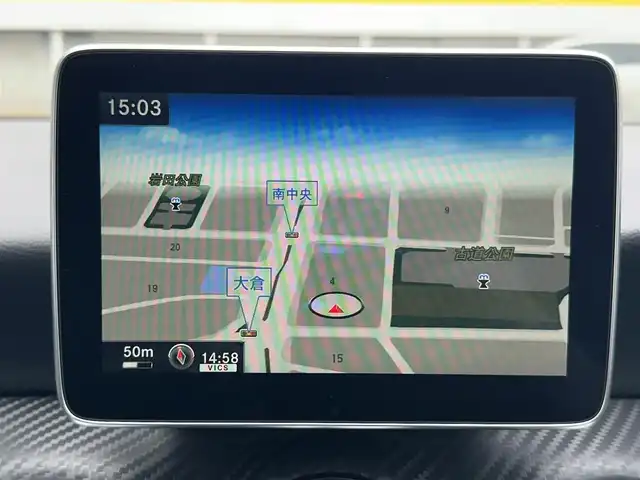 メルセデス・ベンツ Ａ１８０ スポーツ 三重県 2016(平28)年 8.3万km カルサイトホワイト ♪衝突軽減♪　/純正ナビ/　・フルセグTV/　・Bluetooth/　・DVD /　・録音/　・USB/バックガイドカメラ/クルーズコントロール（追従機能付き）/スマートキーx２/プッシュスタート/ハーフレザーシート/D・N席シートヒーター/D席（パワーシート・シートメモリー）/HIDヘッドライト/リアフォグライト /クリアランスソナー/パドルシフト/オートリトラクタブルミラー/ターンミラー/ステアリングスイッチ/純正フロアマット