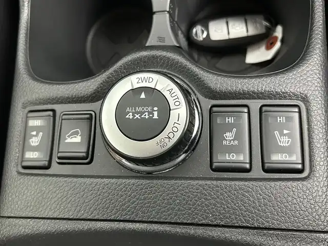 日産 エクストレイル オーテック iパッケージ 道央・札幌 2019(令1)年 3.4万km ダイヤモンドブラック ・４WD/・寒冷地仕様/・純正SDナビゲーション/　CD/DVD/フルセグ/HDD/USB/AUX/BT/・全方位カメラ/・ETC/・ドライブレコーダー（DJ4-S)/・レーダークルーズコントロール/・エマージェンシーブレーキ/・レーンキープアシスト/・横滑り防止装置/・プロパイロット/・デジタルインナーミラー/・パワーバックドア/・全席シートヒーター/・前席パワーシート/・ブレーキホールド/・オートライト/・スマートキー/・プッシュスタート/・純正フロアマット/・カプロンシート/・前後コーナーセンサー/・ＬＥＤヘッドライト/・フォグランプ/・オーテックＡＷ１９インチ＋夏タイヤ/・電動格納ウィンカーミラー/・ドアバイザー