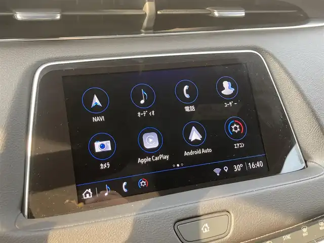 キャデラック ＸＴ４ プレミアム 熊本県 2022(令4)年 1.7万km 紺 ・スマートキー/・プッシュスタート/・前面衝突警告ブレーキ/・前後歩行者検知/・レーンキープアシスト/・リアクロストラフィックアラート/・オートハイビーム/・クルーズコントロール(追従式)/・黒革シート/・前席パワーシート/・全席シートヒーター /・ハンドルヒーター /・純正ディスプレイオーディオ/　【Bluetooth・USB・AppleCarPlay・AndroidAuto】/・BOSEサウンドシステム/・全方位カメラ/・ETC/・パワーバックドア/・LEDヘッドランプ/・純正マット