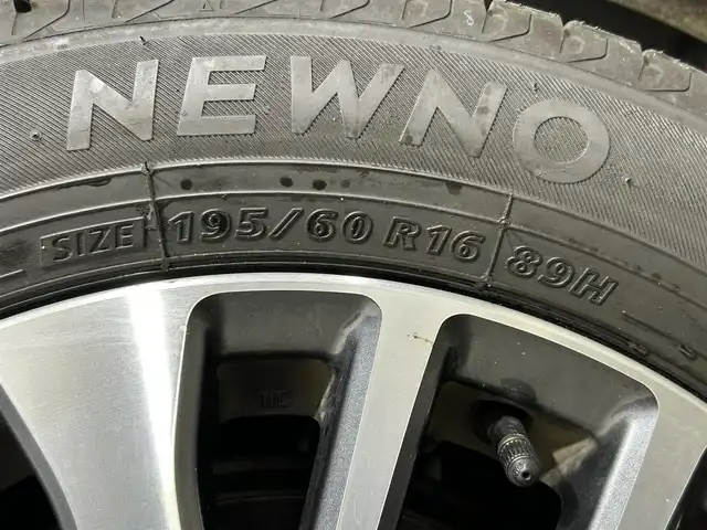 日産 セレナ HWS S HV Vセレ +SeftyⅡ 大阪府 2015(平27)年 4.1万km ブリリアントホワイトパール 社外ナビ(地デジ/CD再生) 衝突軽減 両側パワースライドドア 全方位カメラ ETC クルコン クリアランスソナー オートライト リアオートエアコン スマートキー プッシュスタート 電格ミラー ABS