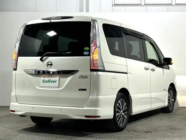 日産 セレナ HWS S HV Vセレ +SeftyⅡ 大阪府 2015(平27)年 4.1万km ブリリアントホワイトパール 社外ナビ(地デジ/CD再生) 衝突軽減 両側パワースライドドア 全方位カメラ ETC クルコン クリアランスソナー オートライト リアオートエアコン スマートキー プッシュスタート 電格ミラー ABS