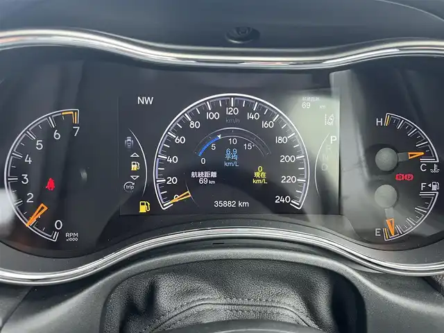 クライスラー・ジープ ジープ グランドチェロキー LTD 静岡県 2019(令1)年 3.6万km 白 レザーシート/電動リアゲート/ブラインドスポットアシスト/純正ナビ/(Bluetooth/CarPlay/フルセグ)/衝突被害軽減システム/バック/フロント/サイドカメラ/アダプティブクルーズコントロール/レーンキープアシスト/パーキングアシスト/ダウンヒルアシストコントロール/メモリー付パワーシート/シートヒーター/エアコン/スマートキー/ETC/ドライブレコーダー/純正フロアマット/純正18インチアルミホイール/保証書/取扱説明書/スペアキー/社外22インチ夏タイヤAW 有り