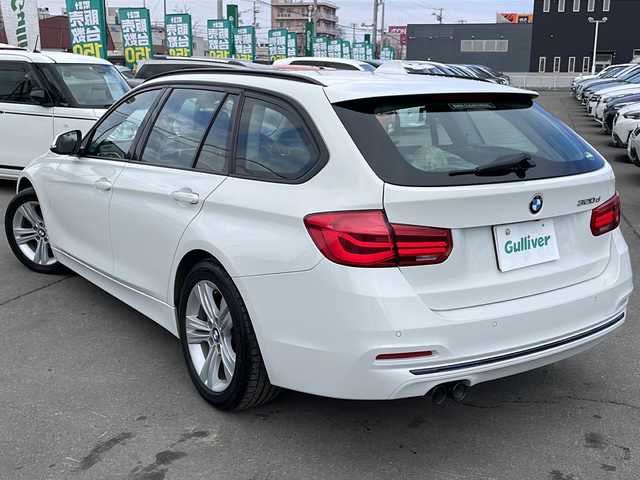 ＢＭＷ ３２０ｄ ツーリング ラグジュアリー 道東・釧路十勝 2018(平30)年 4.9万km アルピンホワイトⅢ 純正メモリナビ/　(AM/FM/CD/DVD/BT)/ミラー一体型ETC/バックカメラ/パワーシート　全席/シートヒーター　前席/冬タイヤ１７インチ積込/純正１７インチAW/電動リアゲート/フォグランプ/ルーフレール/MTモード付AT/クルーズコントロール/コーナーセンサー/AFS/レーンキープアシスト/オートライト/オートマチックハイビーム/盗難防止装置/ABS/横滑り防止装置/スペアキー/保証書/取扱説明書/記録簿/USB入力端子