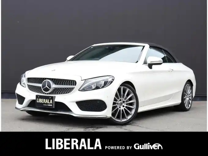 新着情報“ＣクラスC180カブリオレスポーツ”2017年式ダイヤモンドホワイト入荷しました！