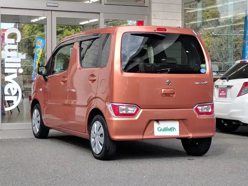 カタログ画像：ワゴンＲ（WAGON R） ＦＡ 2017年2月 DBA-MH35S 660cc リフレクティブオレンジメタリック 燃費25.4km / l バック